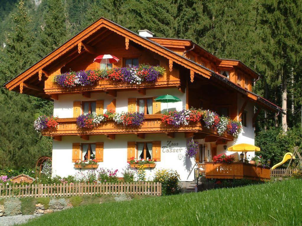 Haus Tasser Apartment Mayrhofen Exterior photo